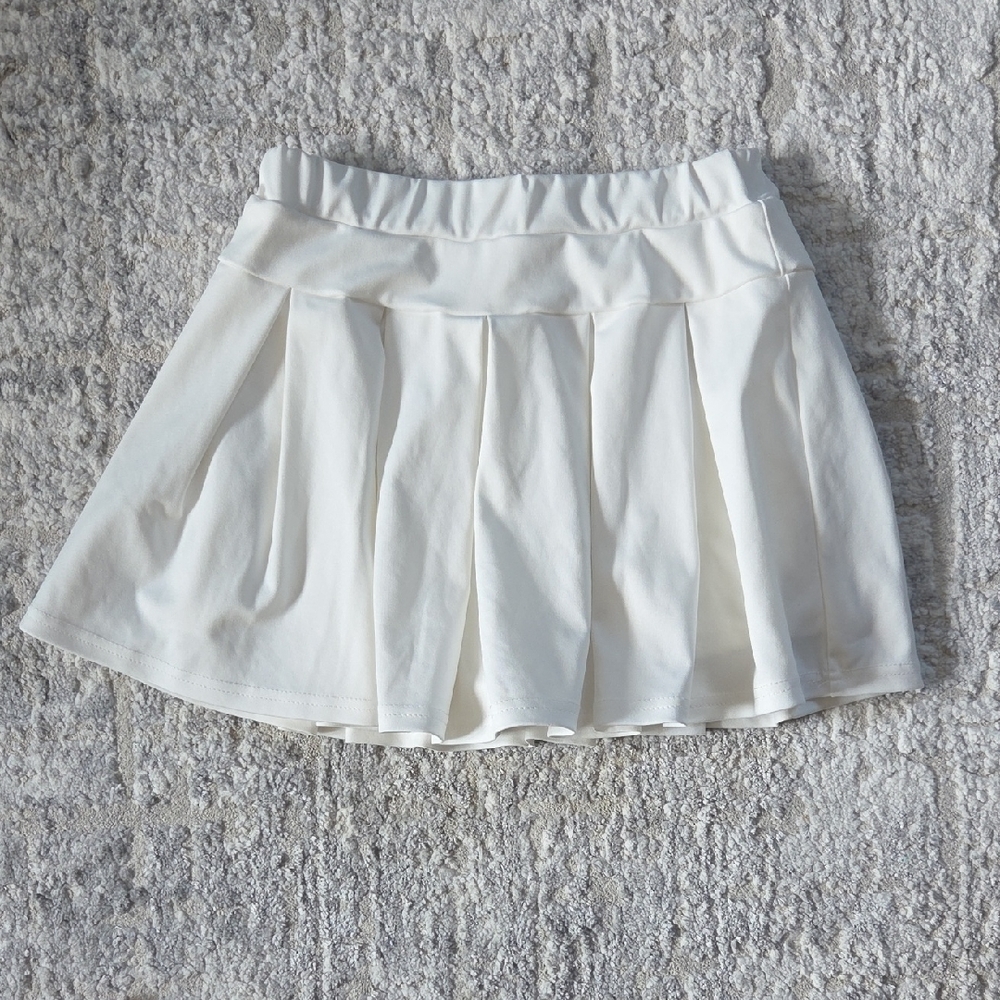 Shein White Tennis Skirt Size Medium
